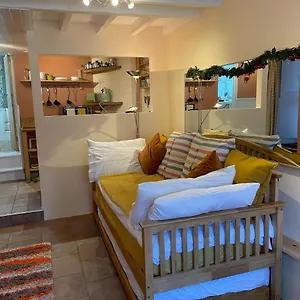  Apartment Hideaway@no3 United Kingdom
